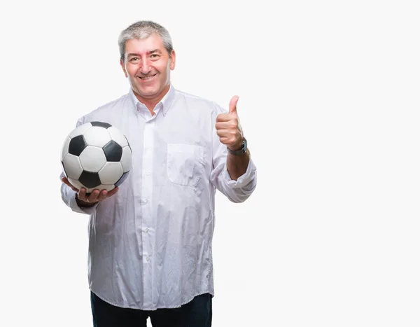 Schöner Älterer Mann Hält Fußballball Über Isoliertem Hintergrund Glücklich Mit — Stockfoto