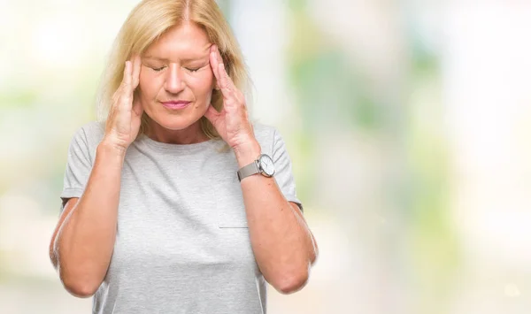 Blonde Frau Mittleren Alters Über Isolierten Hintergrund Mit Der Hand — Stockfoto