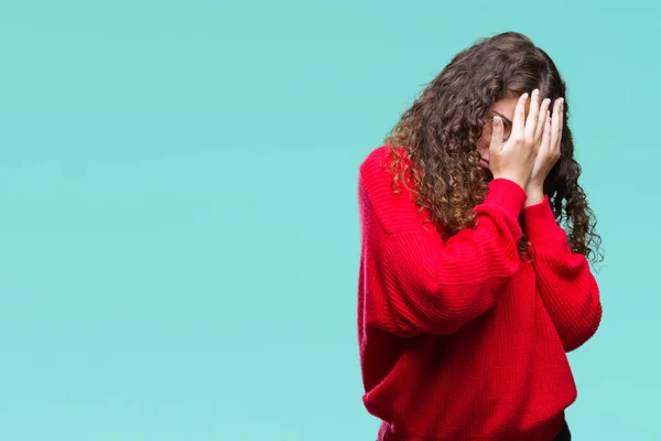 Schöne Brünette Lockige Haare Junges Mädchen Mit Brille Und Winterpullover — Stockfoto