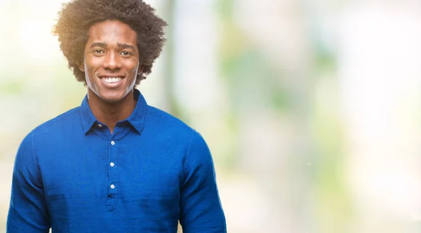 Afro Amerikansk Man Över Isolerade Bakgrund Med Glad Och Cool — Stockfoto