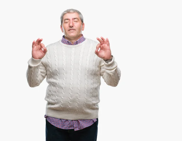 Przystojny Mężczyzna Senior Noszenia Sweter Zimowy Białym Tle Relaks Uśmiechnięte — Zdjęcie stockowe