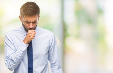 Duygu iyi ve soğuk veya bronşit için semptom olarak öksürük izole arka plan üzerinde yetişkin İspanyol iş adamı. Sağlık kavramı.