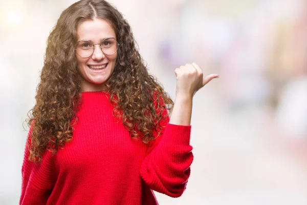 Bella Bruna Capelli Ricci Giovane Ragazza Che Indossa Occhiali Maglione — Foto Stock