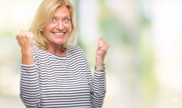 Middelbare Leeftijd Blonde Vrouw Geïsoleerde Achtergrond Erg Blij Opgewonden Doet — Stockfoto