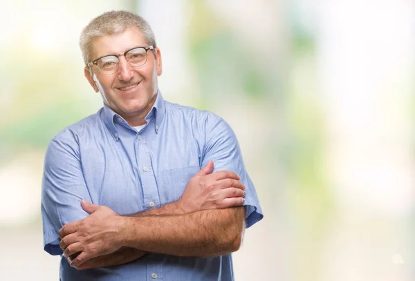 Bonito Homem Sênior Usando Óculos Sobre Fundo Isolado Rosto Feliz — Fotografia de Stock