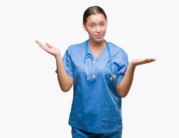 Jonge Blanke Dokter Vrouw Medische Uniform Dragen Geïsoleerde Achtergrond Clueless — Stockfoto