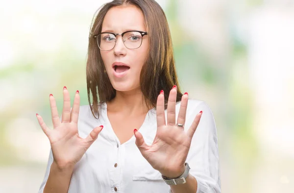 Young Caucasian Beautiful Business Woman Wearing Glasses Isolated Background Afraid — Stock Photo, Image