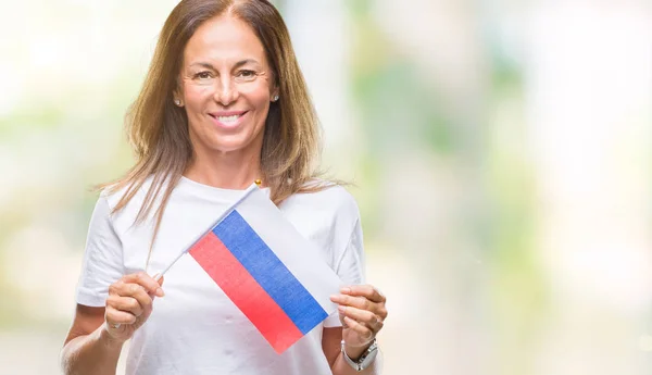 Латиноамериканка Средних Лет Держит Флаг России Изолированном Фоне Счастливым Лицом — стоковое фото