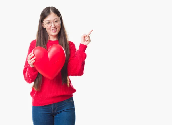 Jonge Chinese Vrouw Dragen Van Afgestudeerde Uniform Rood Hart Erg — Stockfoto