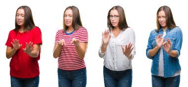 Genç güzel kız beyaz izole arka plan üzerinde kolaj tiksinti ifadesi, memnun ve korkulu tiksinti yüz yapıyorsun çünkü nefret tepki. Elleriyle kaldırdı. Sinir bozucu kavramı.