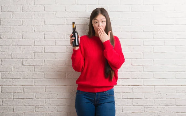 Young Chinese Woman Brick Wall Drinking Beer Cover Mouth Hand — Stock Photo, Image