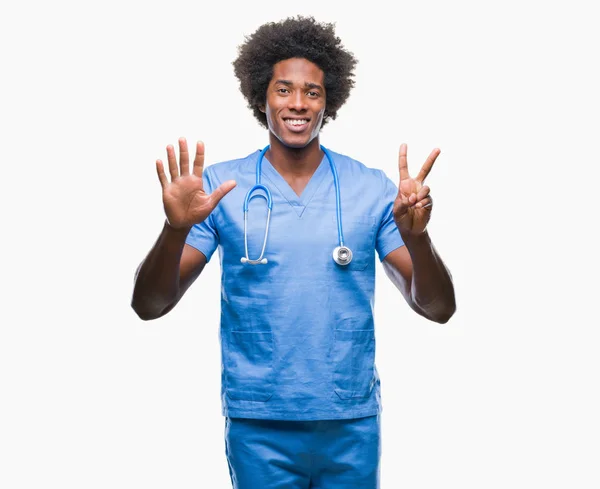 Afro Américain Chirurgien Médecin Homme Sur Fond Isolé Montrant Pointant — Photo