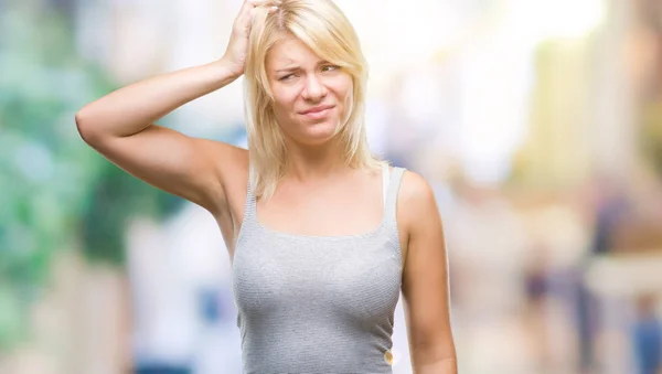 Mladá Krásná Blondýnka Izolované Pozadí Mást Zajímat Otázku Nejisté Pochybností — Stock fotografie