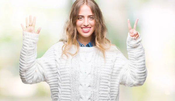 Bella Giovane Donna Bionda Che Indossa Maglione Invernale Sfondo Isolato — Foto Stock