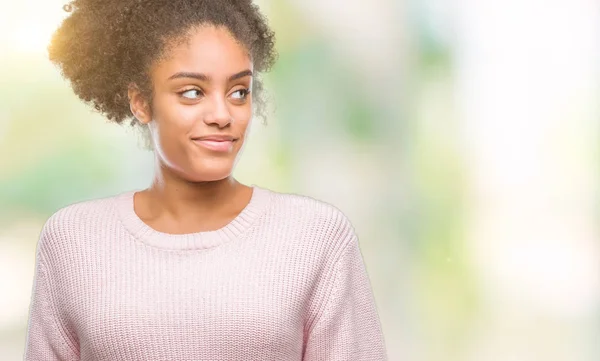 Jovem Afro Americano Mulher Vestindo Inverno Suéter Sobre Isolado Fundo — Fotografia de Stock