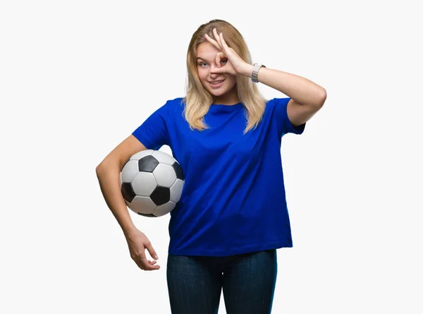 Junge Kaukasische Frau Hält Fußball Über Isoliertem Hintergrund Mit Glücklichem — Stockfoto