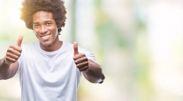 Afro Amerikansk Man Över Isolerade Bakgrund Godkänna Gör Positiv Gest — Stockfoto