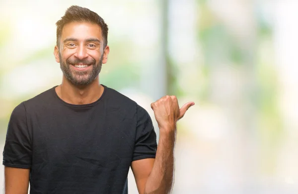 Uomo Ispanico Adulto Sfondo Isolato Sorridente Con Volto Felice Guardando — Foto Stock