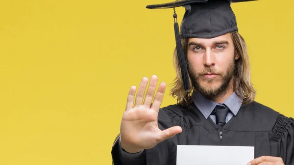 Ung Snygg Graduate Man Med Långt Hår Håller Tomt Papper — Stockfoto