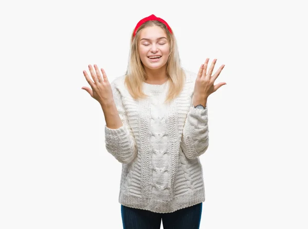 Mujer Caucásica Joven Con Suéter Invierno Sobre Fondo Aislado Celebrando —  Fotos de Stock