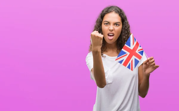 Mladá Žena Hispánský Vlajka Spojeného Království Naštvaný Frustrovaný Křik Hněvem — Stock fotografie