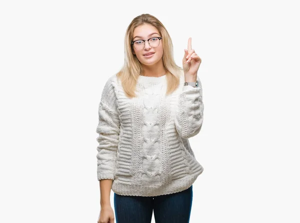 年轻的高加索妇女戴眼镜在孤立的背景指向手指与成功的想法 离开和快乐 — 图库照片