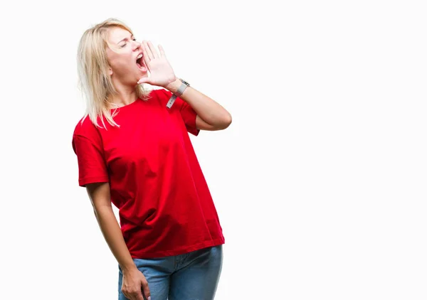 Junge Schöne Blonde Frau Rotem Shirt Über Isoliertem Hintergrund Schreit — Stockfoto