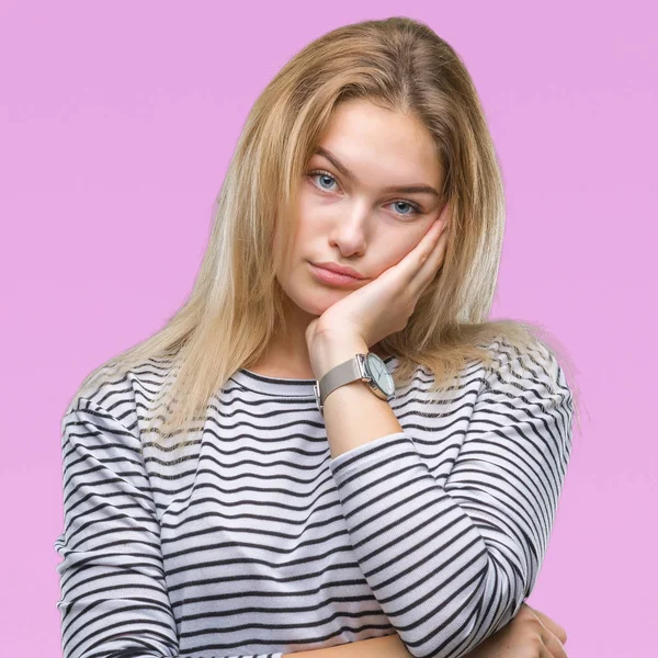 Mujer Caucásica Joven Sobre Fondo Aislado Pensando Que Parece Cansado —  Fotos de Stock