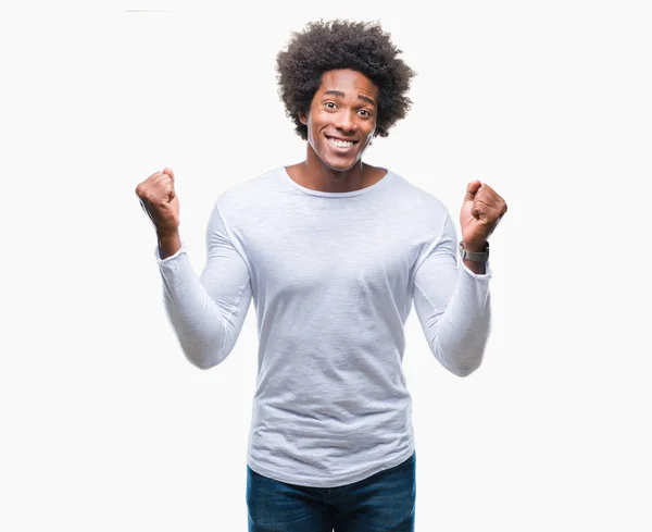 Hombre Afroamericano Sobre Fondo Aislado Celebrando Sorprendido Sorprendido Por Éxito —  Fotos de Stock