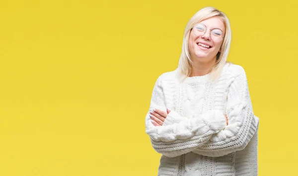 Giovane Bella Donna Bionda Indossa Maglione Invernale Occhiali Sfondo Isolato — Foto Stock