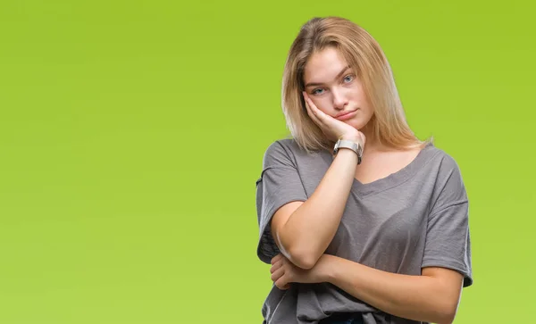 Jovem Mulher Caucasiana Sobre Fundo Isolado Pensando Parecendo Cansado Entediado — Fotografia de Stock