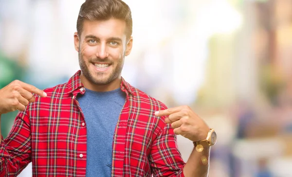 Jonge Knappe Man Geïsoleerde Achtergrond Zoek Vertrouwen Met Glimlach Het — Stockfoto