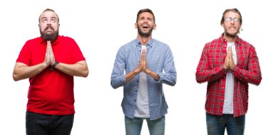 Kolaj bir grup genç adam yalvarıyor ve umut ifade yüzünde çok duygusal ve endişe ile birlikte elleriyle dua izole arka plan üzerinde. Bağışlanmak. Din kavramı.