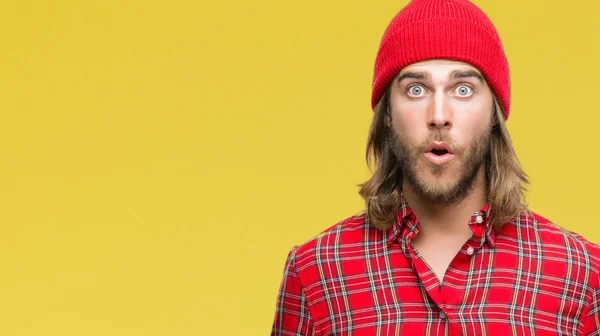 Junger Gutaussehender Mann Mit Langen Haaren Roter Mütze Über Isoliertem — Stockfoto