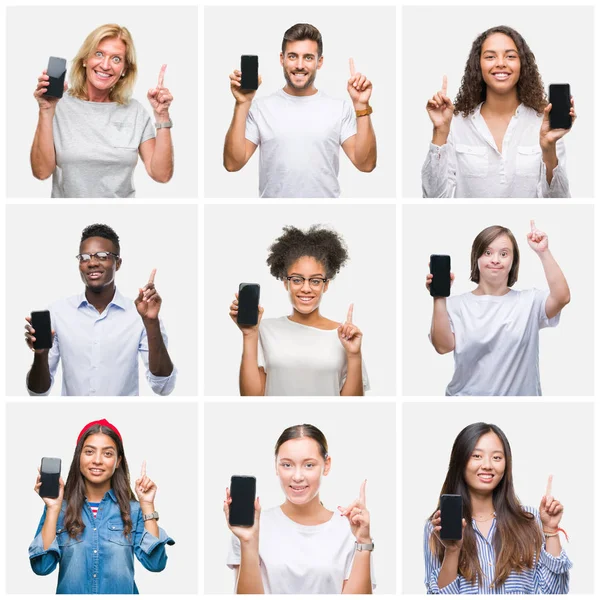 Collage Grupo Jóvenes Mostrando Pantalla Del Smartphone Sobre Fondo Aislado —  Fotos de Stock