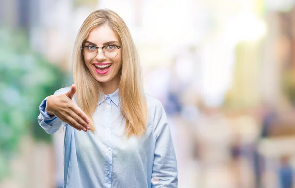 Joven Mujer Negocios Rubia Hermosa Con Gafas Sobre Fondo Aislado — Foto de Stock