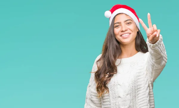 Giovane Donna Araba Indossa Cappello Natale Sfondo Isolato Sorridente Con — Foto Stock