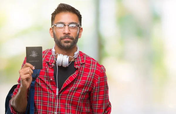 Adulto Hispânico Estudante Homem Segurando Passaporte Austrália Sobre Fundo Isolado — Fotografia de Stock