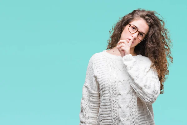 Mooie Brunette Krullend Haar Jong Meisje Winter Trui Dragen Geïsoleerde — Stockfoto