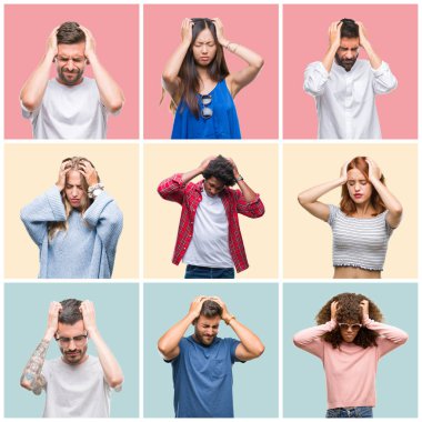 Kolaj bir grup genç insanlar kadın ve erkekler çünkü umutsuz ve stresli baş ağrısı acı renkli izole arka plan üzerinde ağrı ve migren. Ellerini kafasına.