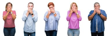 Orta yaş ve üst düzey insanlar izole arka plan ağız hata için elleriyle kapsayan şok üzerinde Grup kolaj. Gizli kavramı.
