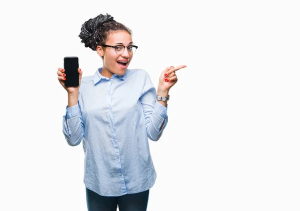 Young Braided Hair African American Business Girl Showing Screen Smartphone — Stock Photo, Image
