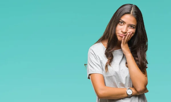 Jovem Bela Mulher Árabe Sobre Fundo Isolado Pensando Parecendo Cansado — Fotografia de Stock