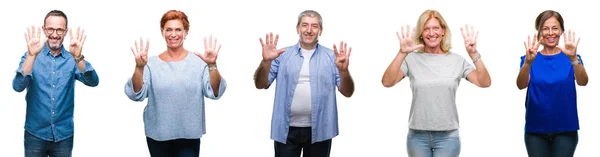 Collage Grupo Personas Mediana Edad Mayores Sobre Fondo Aislado Mostrando — Foto de Stock