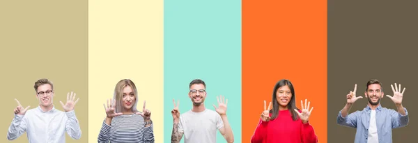 Collage Van Groep Jongeren Kleurrijke Geïsoleerde Achtergrond Weergeven Met Vingers — Stockfoto