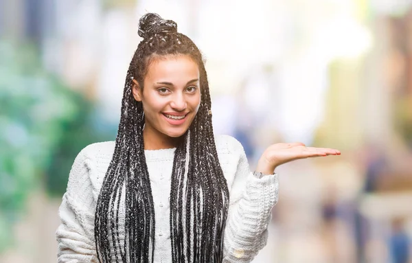 Ung Flätat Hår Afroamerikanska Flicka Klädd Tröja Över Isolerade Bakgrund — Stockfoto