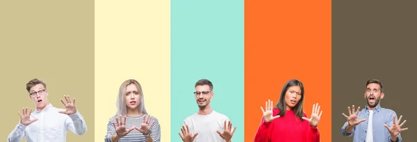 Collage Einer Gruppe Junger Menschen Vor Farbenfrohem Isoliertem Hintergrund Verängstigt — Stockfoto