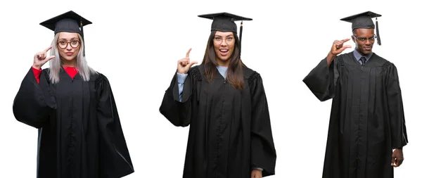 Collage Grupo Jóvenes Estudiantes Con Uniforme Graduado Universidad Sobre Fondo — Foto de Stock