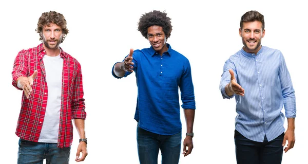 在孤立的背景微笑友好的群体非洲裔美国人和西班牙裔男子拼贴提供握手作为问候和欢迎 成功的业务 — 图库照片