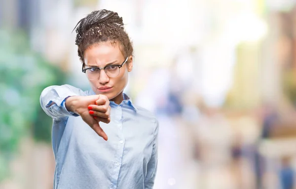 Junge Geflochtene Haare Afrikanisch Amerikanische Business Girl Trägt Eine Brille — Stockfoto